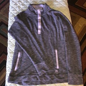 Women’s Large Avalanche Outdoor Shirt